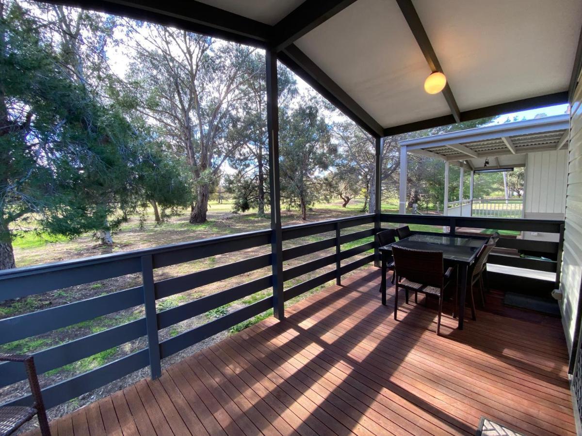 Cobram Barooga Golf Resort Екстериор снимка