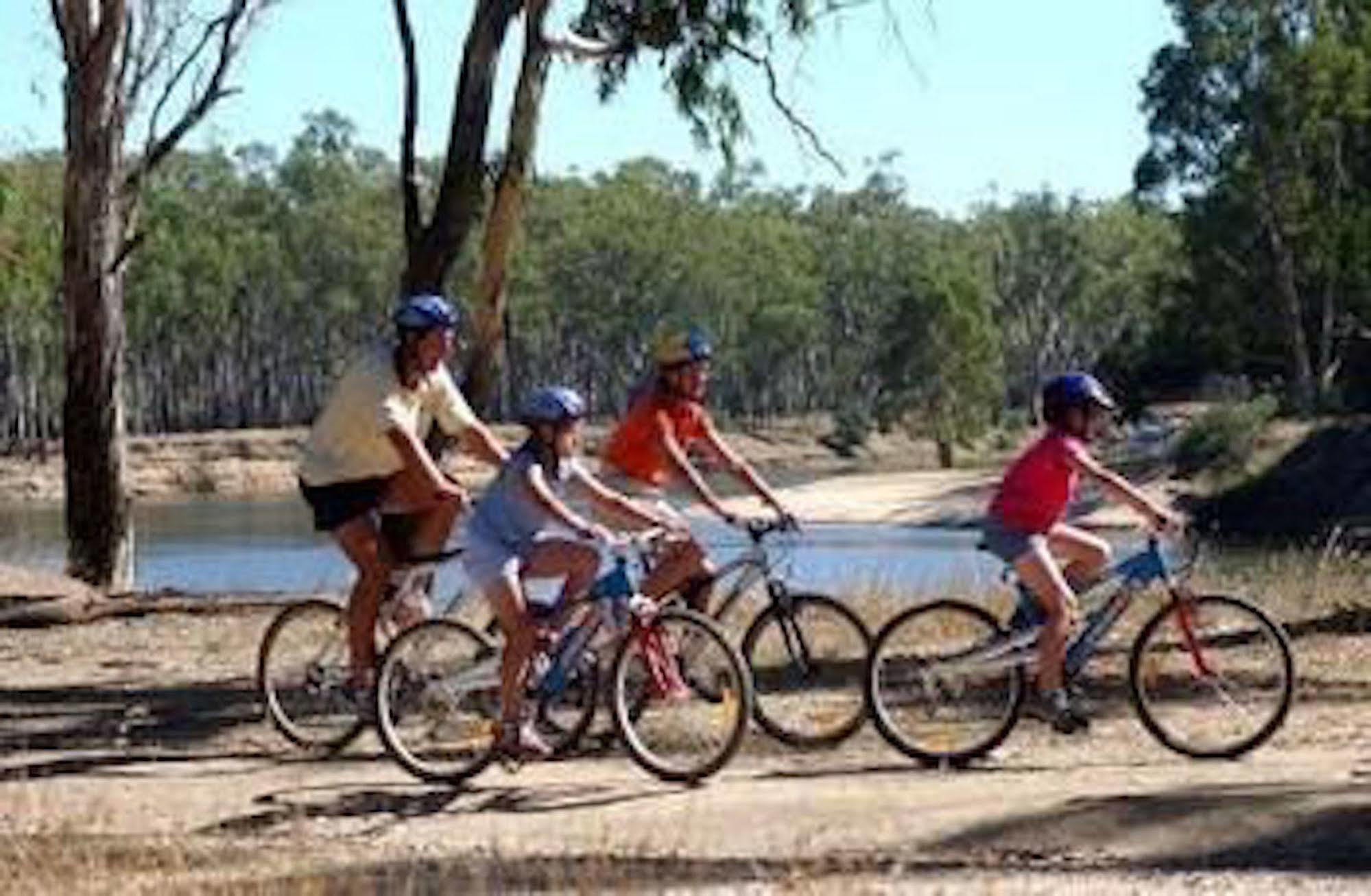 Cobram Barooga Golf Resort Екстериор снимка